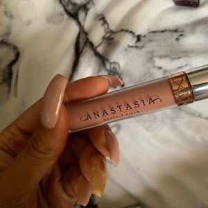 ABH Stripped liquid lipstick